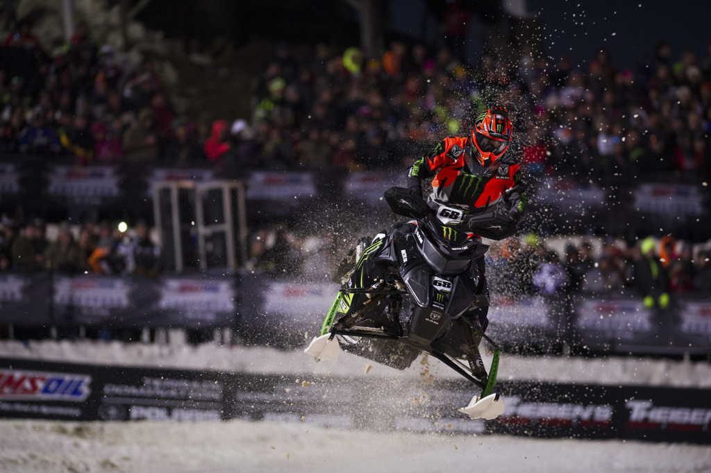 TuckerHibbert-Iowa2017_Action2_©JohnHanson